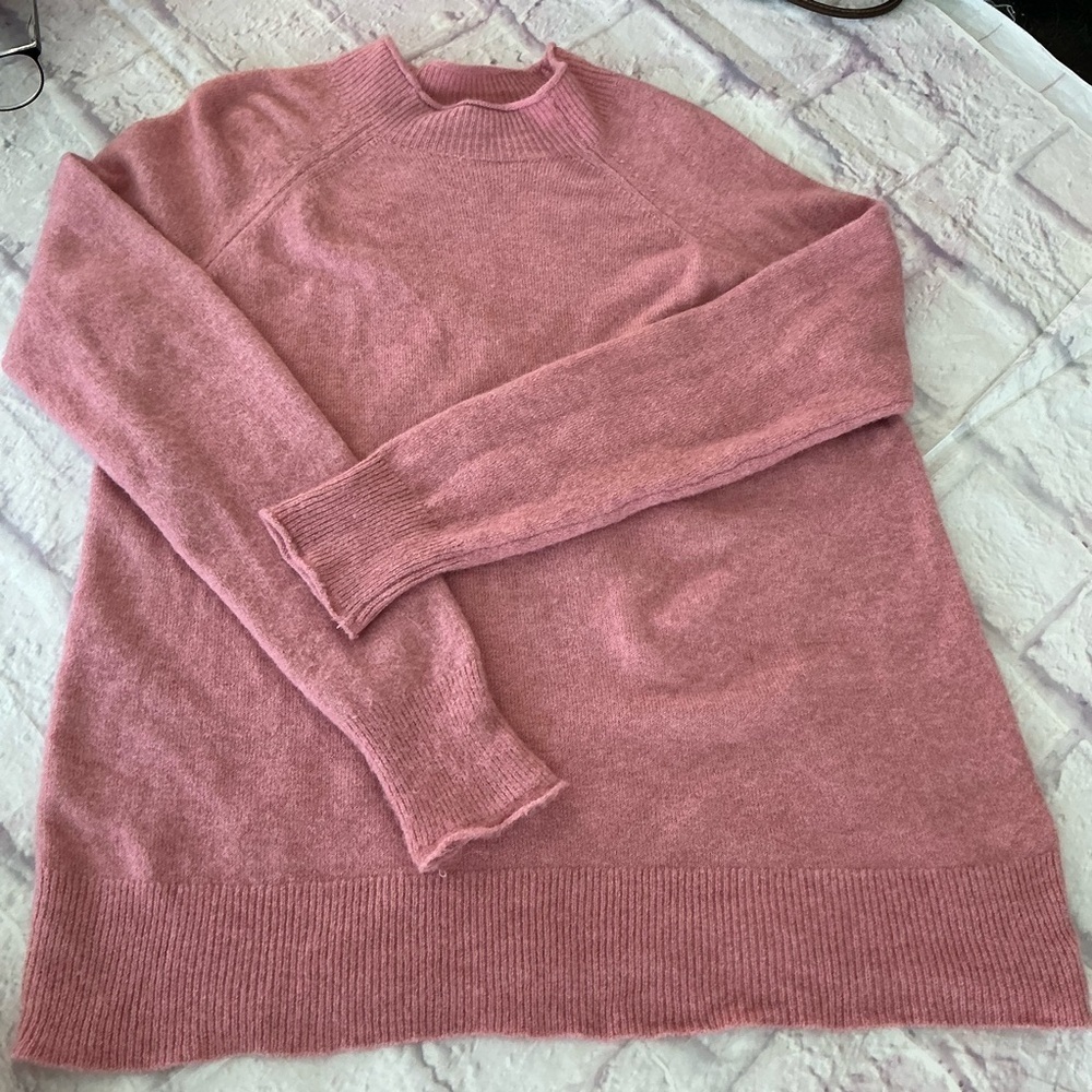 J. Crew Marino Wool And Alpaca Blend Soft Pink Women’s Crew Neck Sweater Size - Picture 6 of 7
